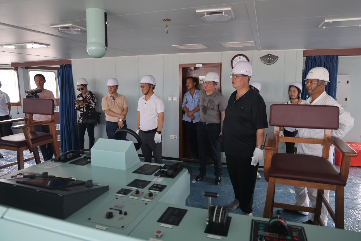 经航集团万吨级油轮交船仪式圆满落幕_经航佰福国际集团有限公司