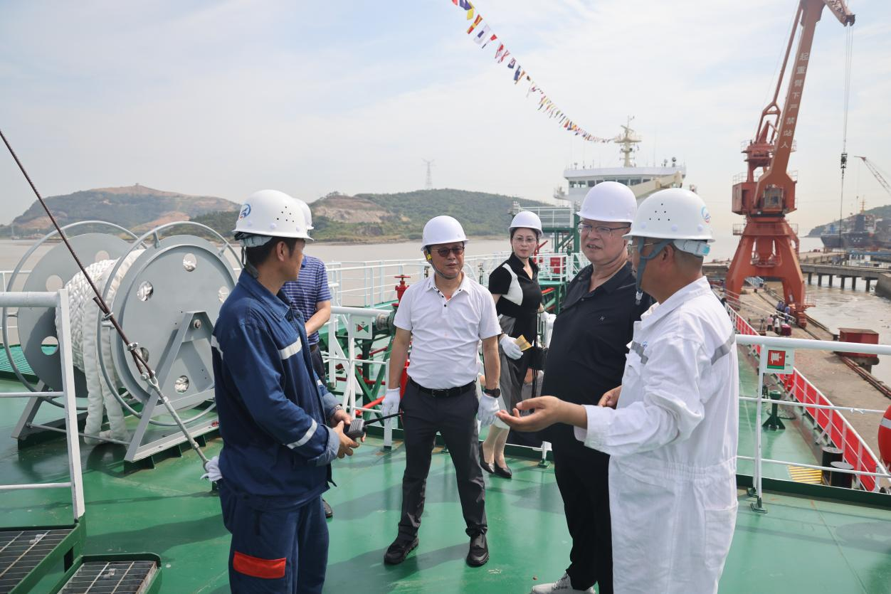 经航集团万吨级油轮交船仪式圆满落幕_经航佰福国际集团有限公司